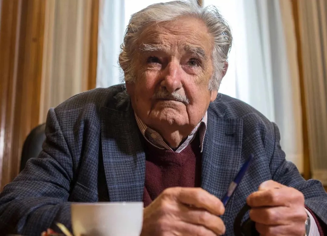 Rais wa Zamani wa Uruguay Afariki Dunia